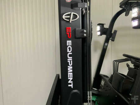 Sähkö - 4 pyör 2025  EP Equipment EFXZ-301-H Vorkheftruck (17)