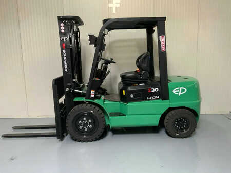 Sähkö - 4 pyör 2025  EP Equipment EFXZ-301-H Vorkheftruck (2)