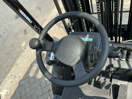 Diesel Forklifts 2025  EP Equipment CPCD30T8 hefhoogte 4,80 meter (22)