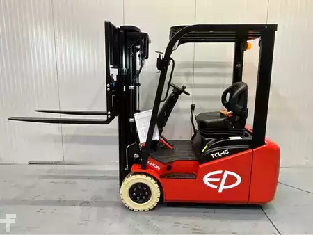 Empilhador diesel 2026  EP Equipment TCL152 - 4,3M Triplex - Freelift - Sideshift (2)