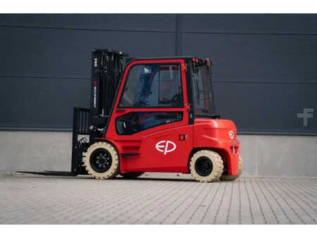 Elektro čtyřkolový VZV 2025 EP Equipment CPD50L1 elektrische heftruck (5.000 kg) (3)