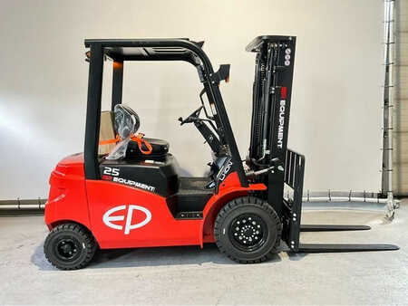 Electric - 4 wheels 2023  EP Equipment EFL253-B met een hefhoogte van 4,8 meter (6) 