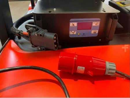 Electric - 4 wheels 2025  EP Equipment EFL 302 (3000KG) (26)