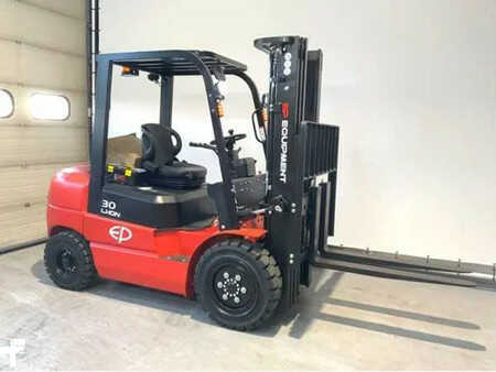 Electric - 4 wheels 2025  EP Equipment EFL 302 (3000KG) (5)