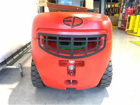 Electric - 4 wheels 2025  EP Equipment EFL 302 (3000KG) (9)