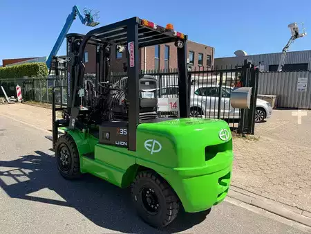 Empilhador diesel 2026  EP Equipment EFXZ351-H - 4,8M - Triplex - Freelift - Sideshift (4)