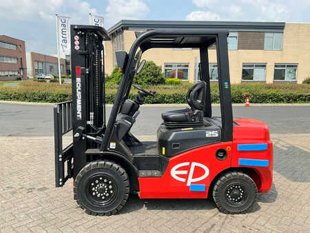 Diesel heftrucks 2023  EP Equipment CPCD25T8 (2)
