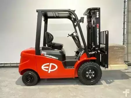 Chariots électriques à 4 roues 2026  EP Equipment EFL 353 li-ion met een hefhoogte van 4,80m (8)