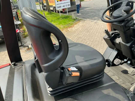 Diesel Forklifts 2025  EP Equipment CPCD25T8 hefhoogte 4,80 meter (12)