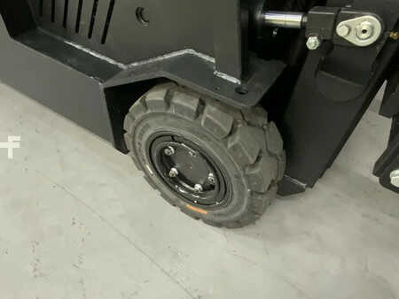Diesel Forklifts 2025  EP Equipment CPD15 TVL hefhoogte 4,80 Meter (28)