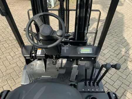 Electric - 3 wheels 2025  EP Equipment CPD 20 TVL Li-ion hefhoogte 4,80 meter (10)