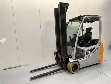 Diesel heftrucks 2019  Still RX20-20 - 5,6M - Triplex - Freelift - Sideshift (1)