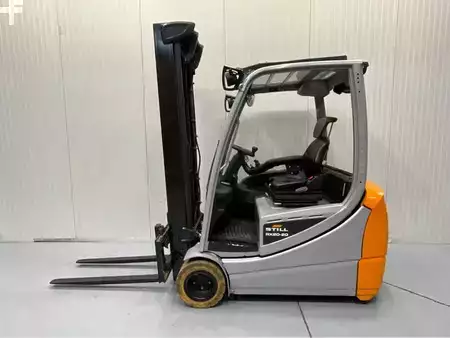 Diesel heftrucks 2019  Still RX20-20 - 5,6M - Triplex - Freelift - Sideshift (3)
