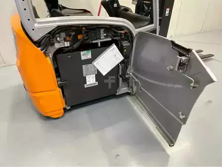 Dieseltrukki 2019  Still RX20-18 - 4,8M - Triplex - Freelift - Sideshift (14)