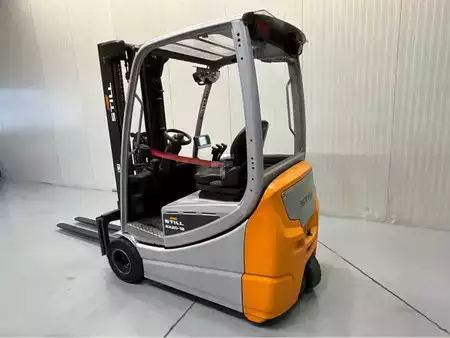 Dieseltrukki 2019  Still RX20-18 - 4,8M - Triplex - Freelift - Sideshift (4)