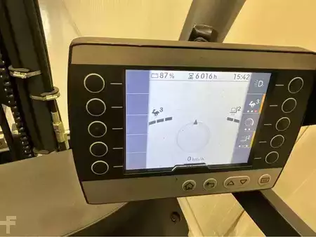 Dieseltrukki 2019  Still RX20-18 - 4,5M - Triplex - Vorkenversteller - Freelift - Sideshift (10)