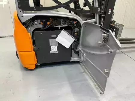 Dieseltrukki 2019  Still RX20-18 - 4,5M - Triplex - Vorkenversteller - Freelift - Sideshift (16)