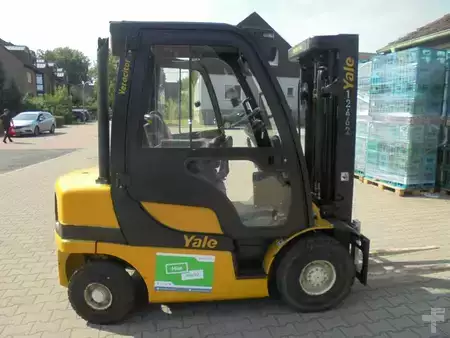 Carretilla elevadora diésel 2016  Yale GDP25VX (2)