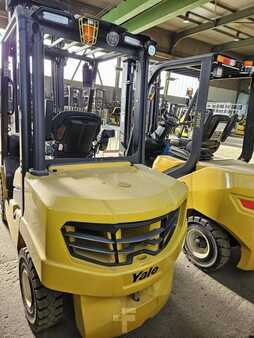 Wózki widłowe diesel 2023  Yale GDP3.5N (2)