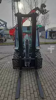 Chariots élévateurs tout terrain 2025  Manitou MSI30 (3)