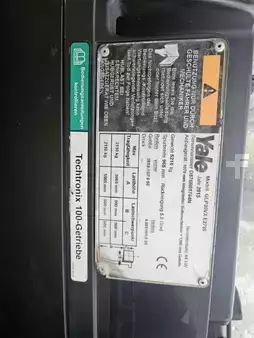 LPG Forklifts 2015  Yale GLP35VX (6)