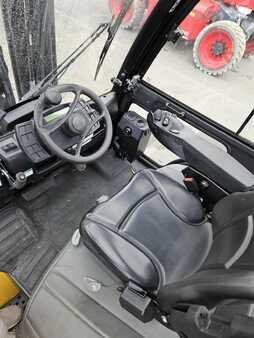 LPG Forklifts 2022  Yale GLP50VX (7)