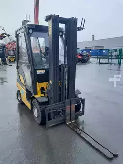 LPG Forklifts 2023  Yale GLP20SVX (4)