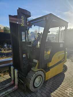 Elektro čtyřkolový VZV 2019  Yale ERP25VL (1)