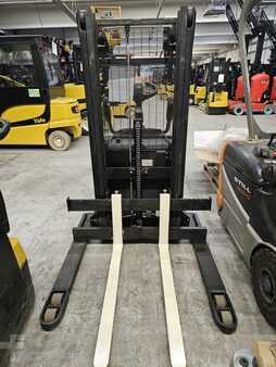 Magasemelésű béka 2019  Yale MS16X (3)