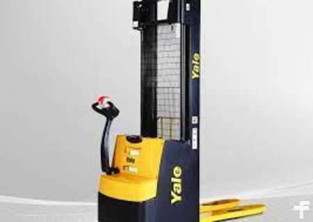 Pallet Stackers 2022  Yale MS14AC (1)