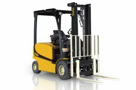 Carrelli elettrici 4 ruote 2024  Yale ERP25VL (1)