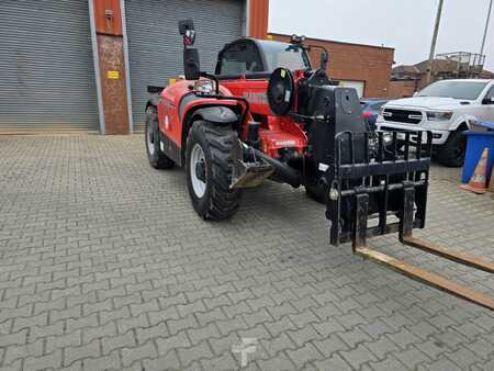 Chariots téléscopiques fixes 2020  Manitou MT1335HA EASY (1)