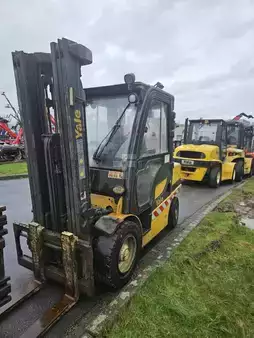 Diesel gaffeltruck 2017  Yale GDP35VX (2)