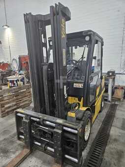 Wózki gazowe 2019  Yale GLP35VX (3)