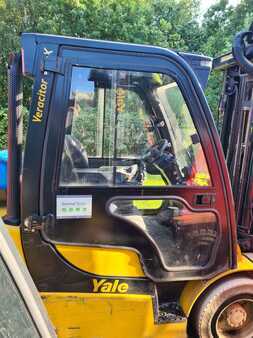 LPG Forklifts 2019  Yale GLP35VX Value (4)