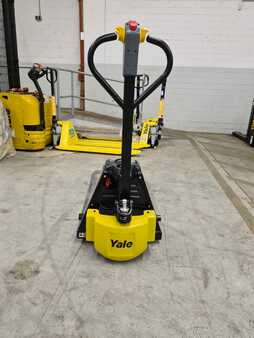 Elektrische palletwagens 2022  Yale MPC15 (2)