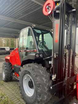 Wózek terenowy 2023  Manitou M50-4 ST5 S1 (1)