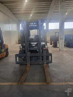 Carrelli elevatori diesel 2016  Linde H70D-02 (3)