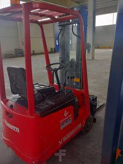 Carrelli elettrici 3 ruote 2006  Mariotti MYCROS 13C (3)