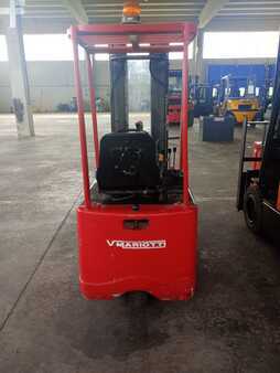 Carrelli elettrici 3 ruote 2006  Mariotti MYCROS 13C (4)