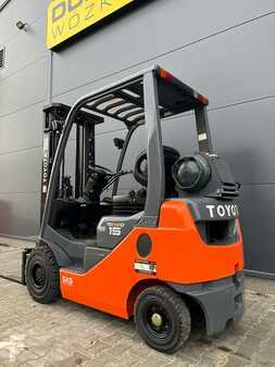 Gasoltruck 2015  Toyota 02-8FGF15 (5)