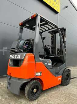 Gasoltruck 2015  Toyota 02-8FGF15 (9)