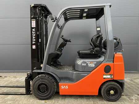 Gasoltruck 2015  Toyota 02-8FGF15 (10)