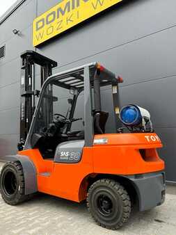 LPG Forklifts 2003  Toyota 02-7FGF30 (5)