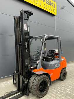 LPG Forklifts 2003  Toyota 02-7FGF30 (4)