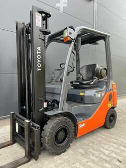 Gasoltruck 2013  Toyota 02-8FGF15 (4)