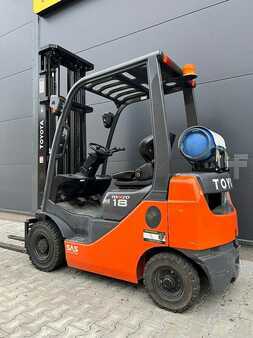 Treibgasstapler 2016  Toyota 02-8FGF18 (5)