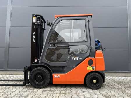 LPG Forklifts 2013  Toyota 02-8FGF18 (9) 