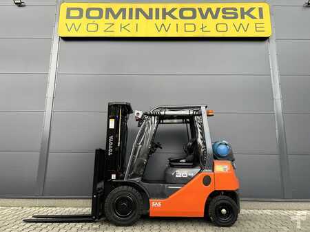 LPG Forklifts 2014  Toyota 02-8FGF20 (8)