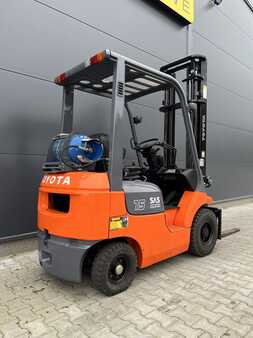 LPG Forklifts 2006  Toyota 42-7FGF15 (6)